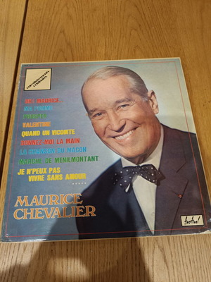 Maurice Chevalier 60 ans de chansons vinyl record like new