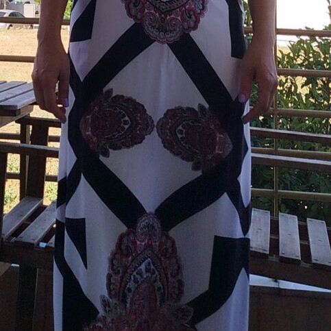 DAK dress like new, comfortable, elegant, size S, white and pink