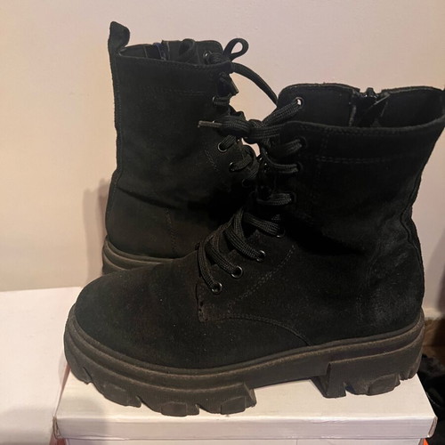 Envie Shoes leather suede boots like new, size 38, black