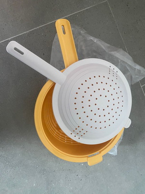 Tupperware double colander new, multipurpose