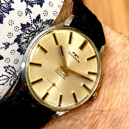 Technos vintage 1965 mechanical wristwatch used men's