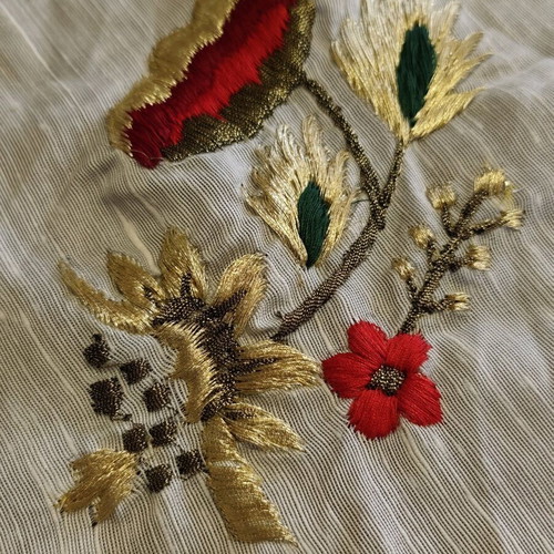 Handmade old tablecloth used, diameter 150