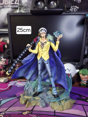 Trafalgar Law action figure like new, 25 cm tall, with RGB LED