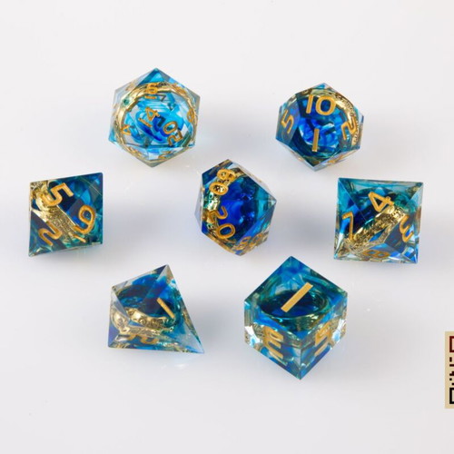 Dungeons & Dragons Dice Set with Pouch new sharp-edge