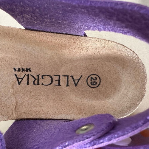 Alegria lilac sandals like new, size 29, comfortable and soft