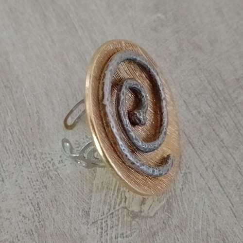 Statement two-tone adjustable ring like new, gold and silver