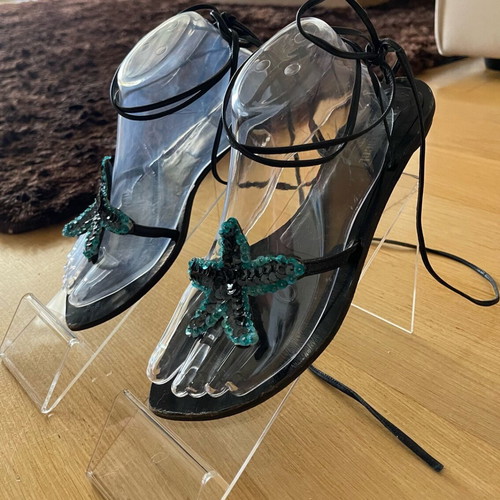 Louis Nicol sandals with embroidered star and sequins, size 39, like new