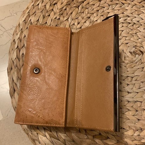 Leather wallet new with beautiful finish