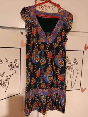 Mango dress used, colorful, size Medium
