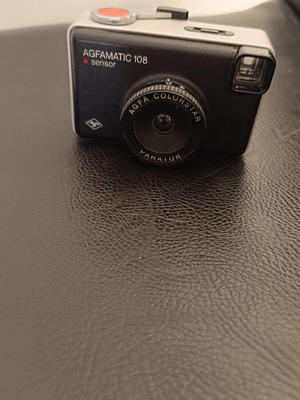 Agfamatic 108 vintage camera used