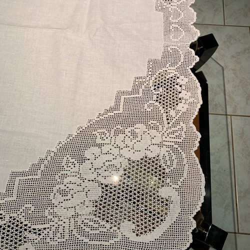 Handmade crochet table runner with filet lace new
