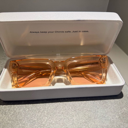 Chimi sunglasses pink like new