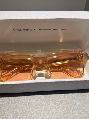 Chimi sunglasses pink like new