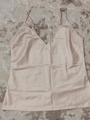 Satin tank top like new, size M, beige pink