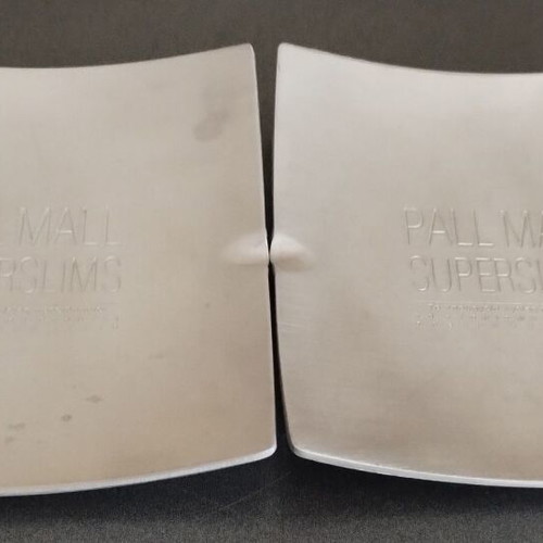 Pall Mall metal ashtrays like new, set of 2 pieces