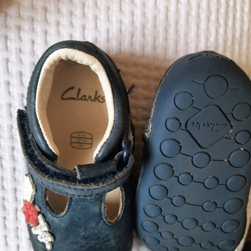 Clark's shoes used, size 20, leather and comfortable
