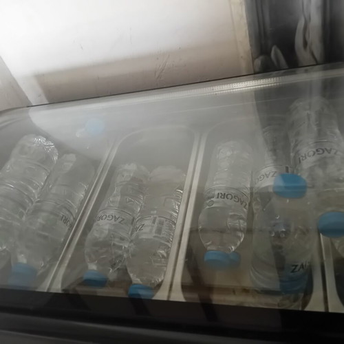 Refrigerator freezer like new