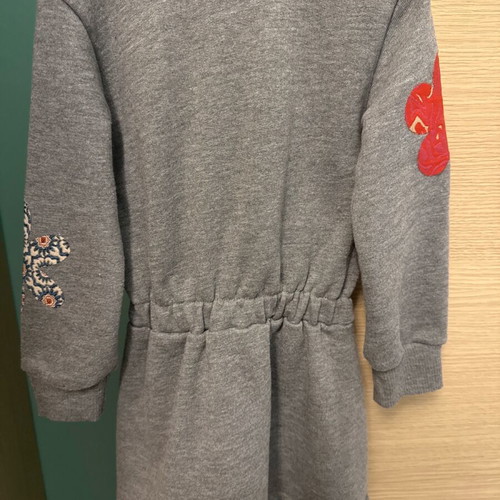 Two in a castle sweatshirt dress size 2 like new, grey with hairband