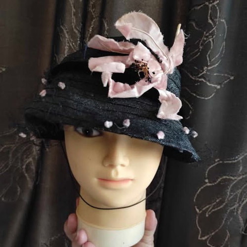 Vintage theater wardrobe hats used, set of 4 pieces