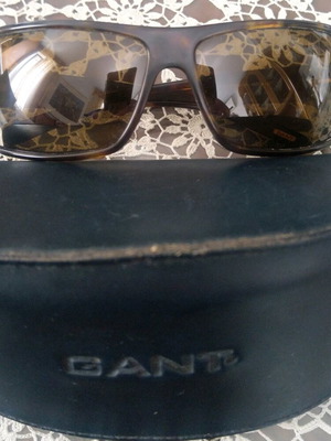 Gant sunglasses used, brown frame with polarized lenses