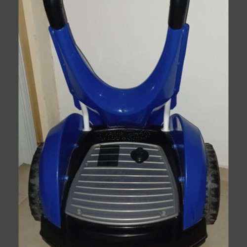 Children's scooter like new with 12V battery, model 2017