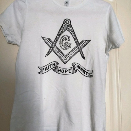 Makó women's t-shirt like new, size M