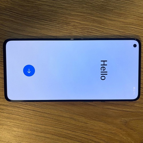 OnePlus 9 blue 8/128 GB like new with 5 cases and original charger