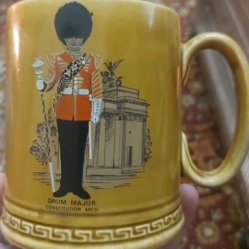 Clay mug like new