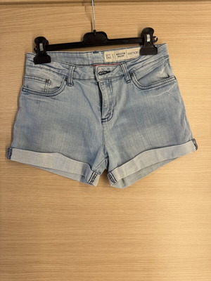 Esmara Denim Shorts XS 34 Medium Waist like new, light blue