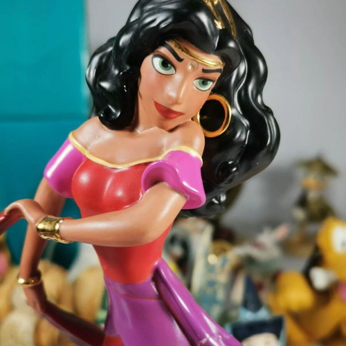 WDCC porcelain figure Esmeralda used from Notre Dame de Paris