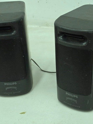 Philips floor-standing speakers used