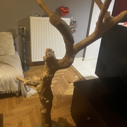 Wood decorative piece with base