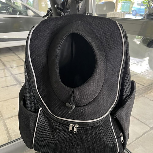 Dog carrier backpack like new, used twice