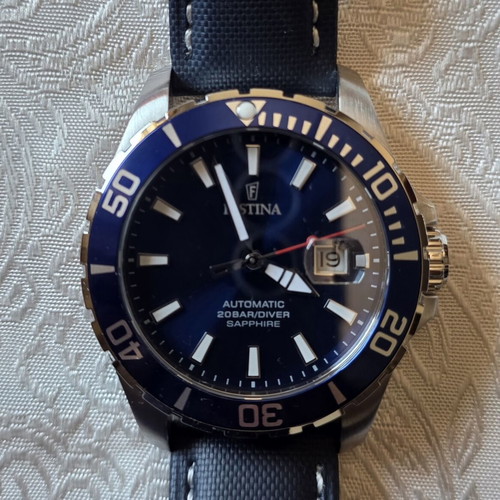 Festina wristwatch new, blue dial unisex
