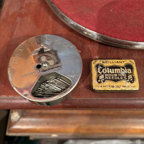 His Master Voice vintage needle box used from 1920s