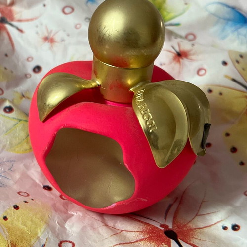 La Tentation de Nina perfume 50 ml like new by Nina Ricci