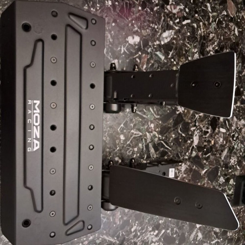 Moza SRP Pedals racing like new with 100kg loadcell