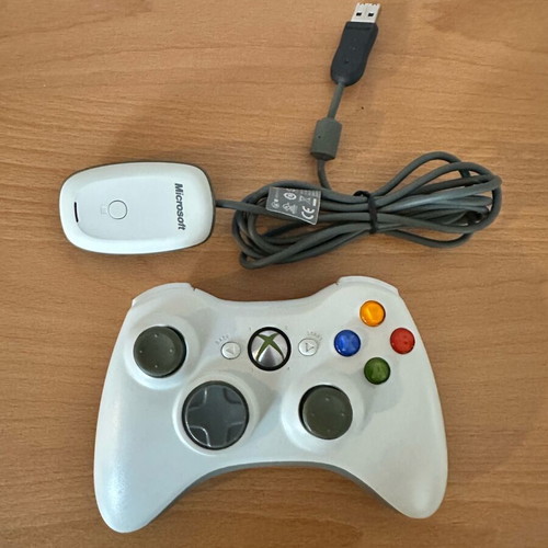 Xbox 360 controller with wireless receiver used, fully functional