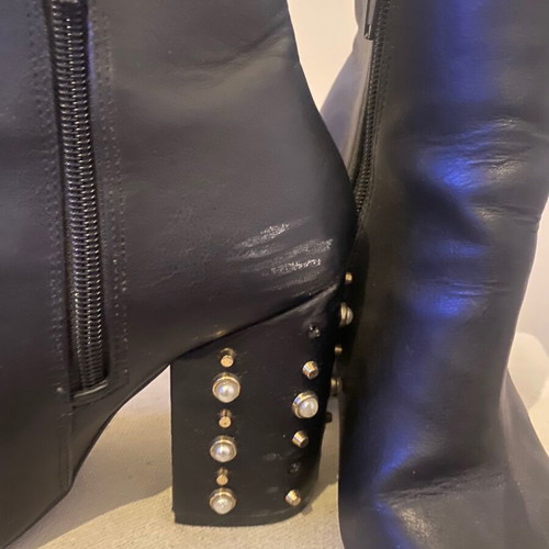 Black boots used with heel, size 38