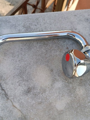 Single wall faucet new