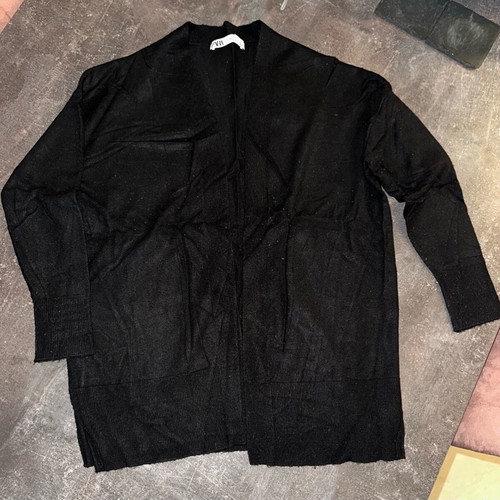 Zara cardigan and shirt set used, black, size S