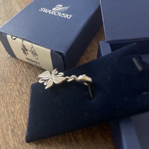 Charm necklace Swarovski used in excellent condition