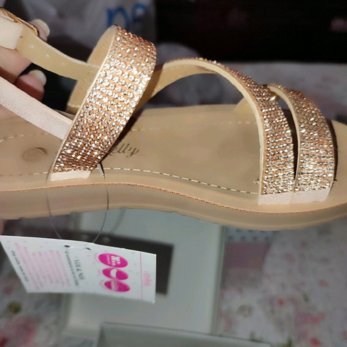 Children's sandals new gold size 30