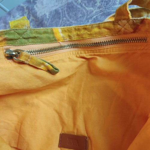 Zara tote bag lemon print fabric like new