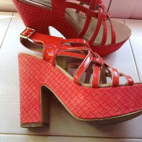 Red sandals size 40 used with 12 cm heel