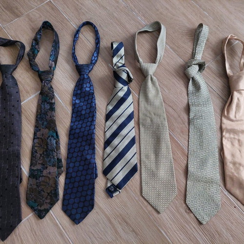 Silk ties from known brands YSL, OXFORD, GP&MAX, like new