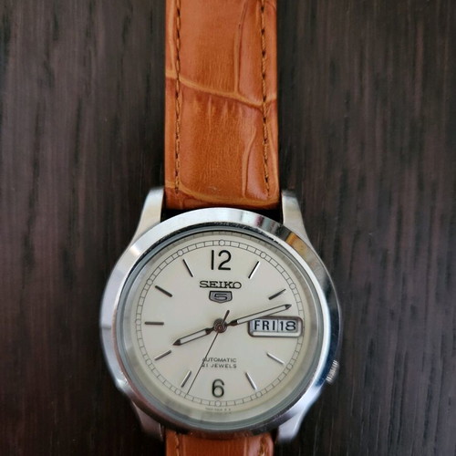Seiko 5 automatic watch like new