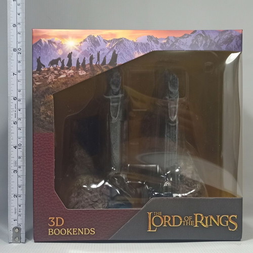 Lord of the Rings Argonath Statues 3D Bookends set new