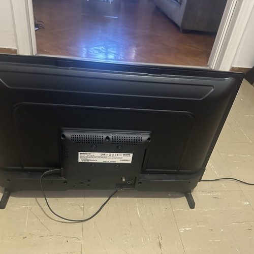Hitachi TV 32 inch