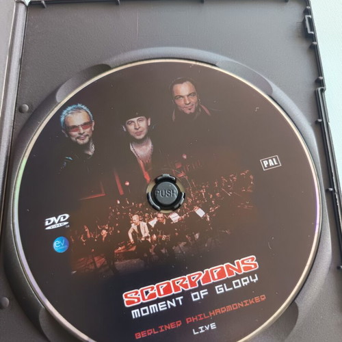 DVD Scorpions Moment of Glory Live Berliner Philharmoniker like new, rock